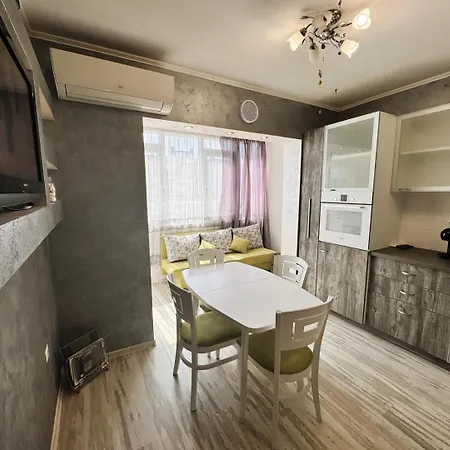 1br Next To Grand Mall *