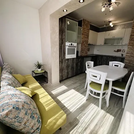 1br Next To Grand Mall Varna