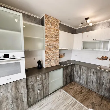 Lejlighed 1br Next To Grand Mall *